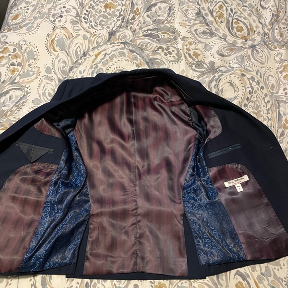 Isaac Mizrahi boys suit!! - Picture 6 of 6